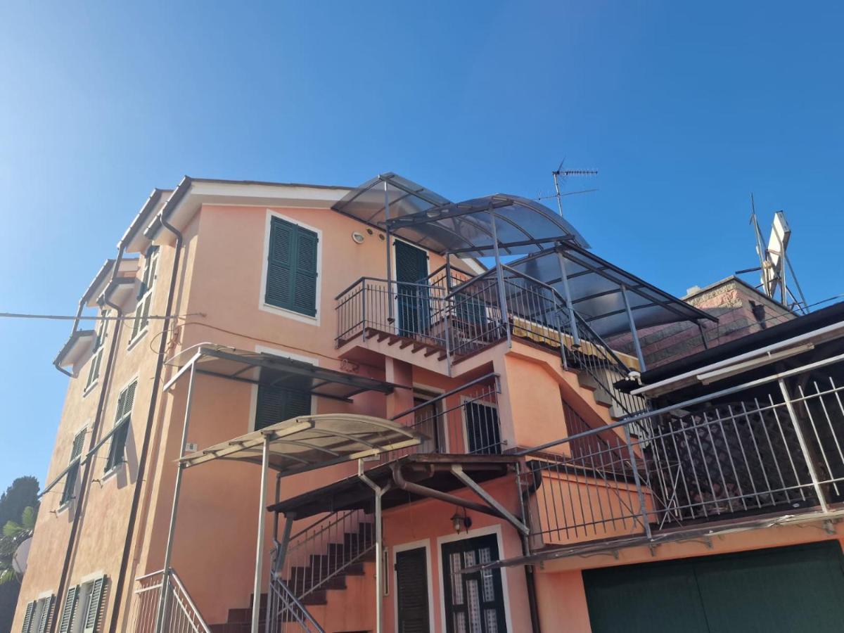 Palm House Apartment Albenga Luaran gambar