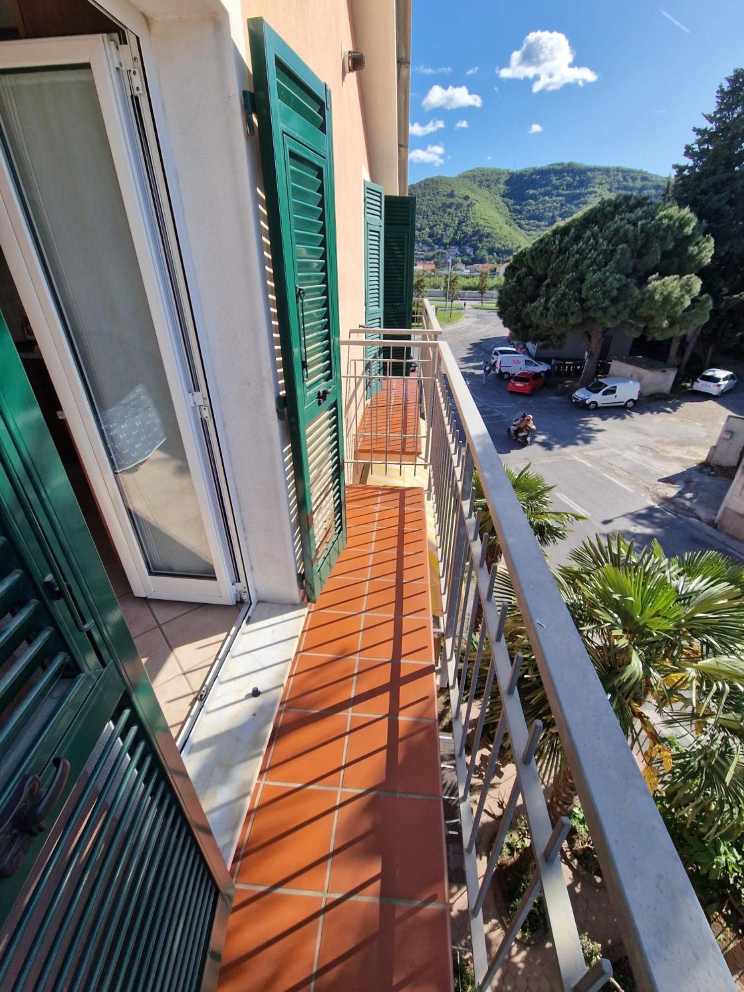 Palm House Apartment Albenga Luaran gambar